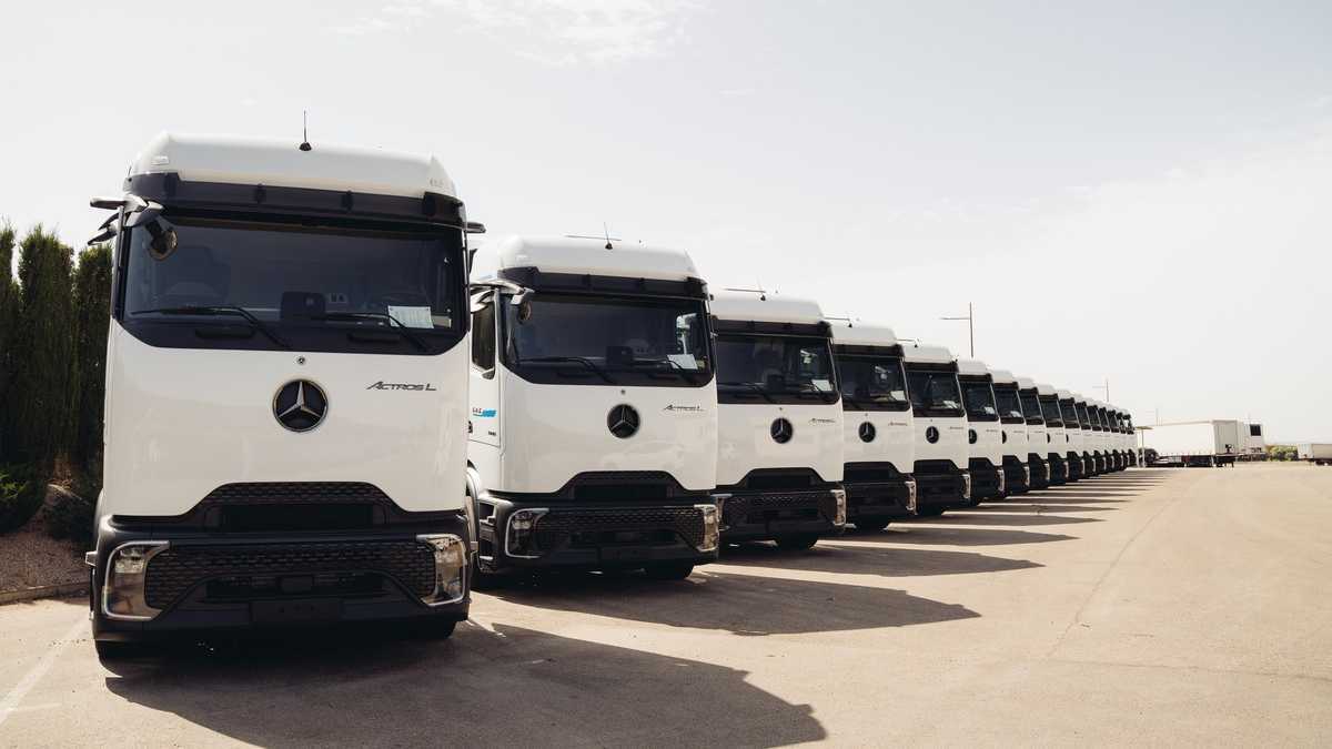 Oferta pracy dla kierowcy C+E. Przewóz poczty – Trasy dalekobieżne